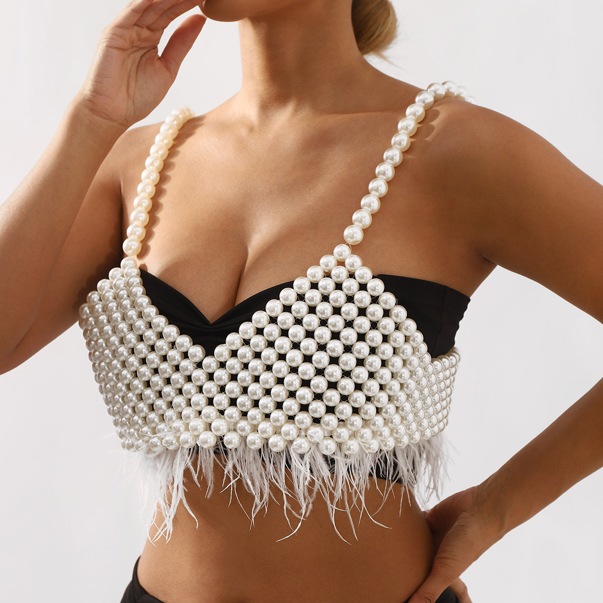 Body Jewelry Vest - ボディジュエリー 女性用 セクシー ​ ファッションブラチェーン手作りビーズビキニパールフェザーチェストチェーンストラップベストパーティーキャットウォーク