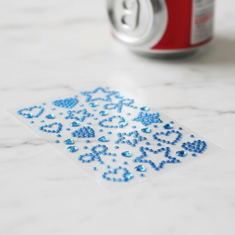 1 シートカラフルな自己粘着フェイスラインストーンステッカー - Body Jewelry Stickers のレビューと価格