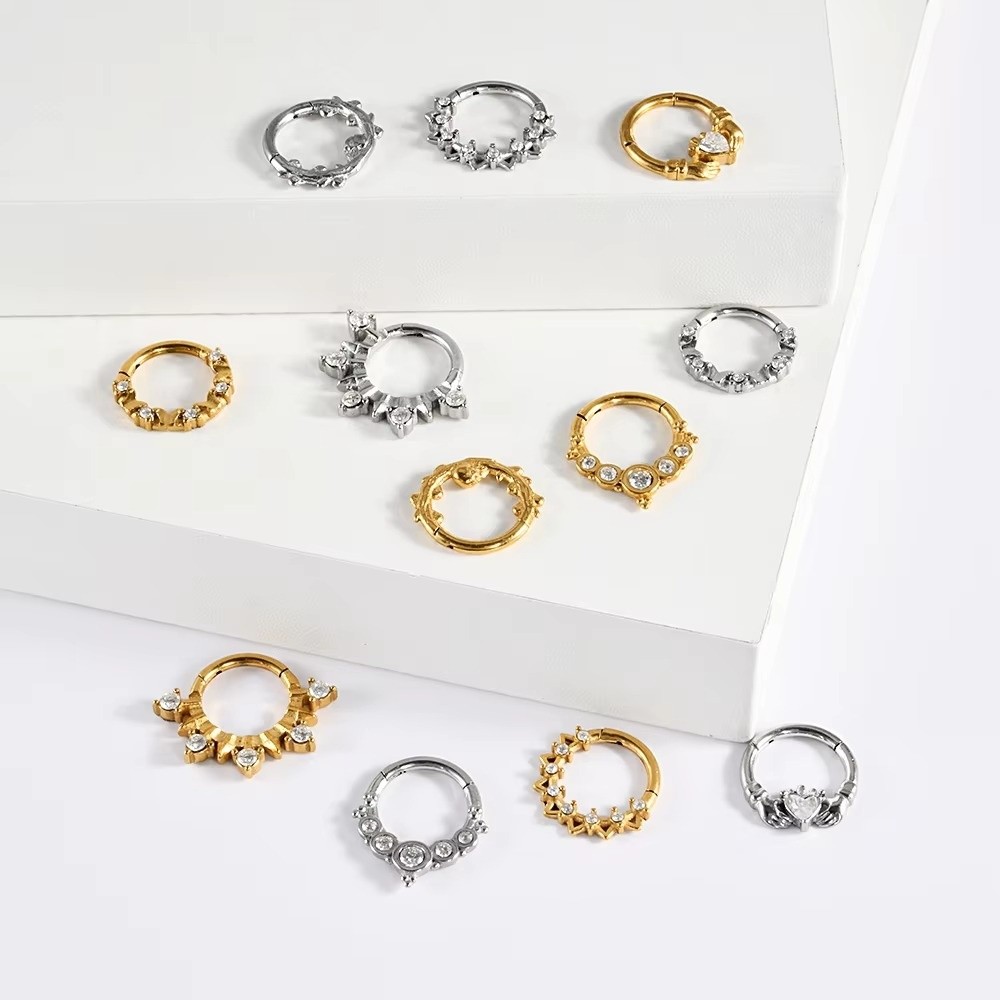 1個 ステンレス製 セプタムクリッカーリング スカルバインデ - Body Jewelry Septum のレビューと価格